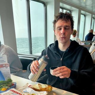 Nils
